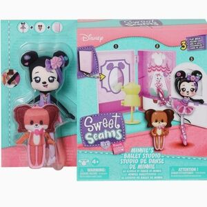 Minnie mouse ballet studio